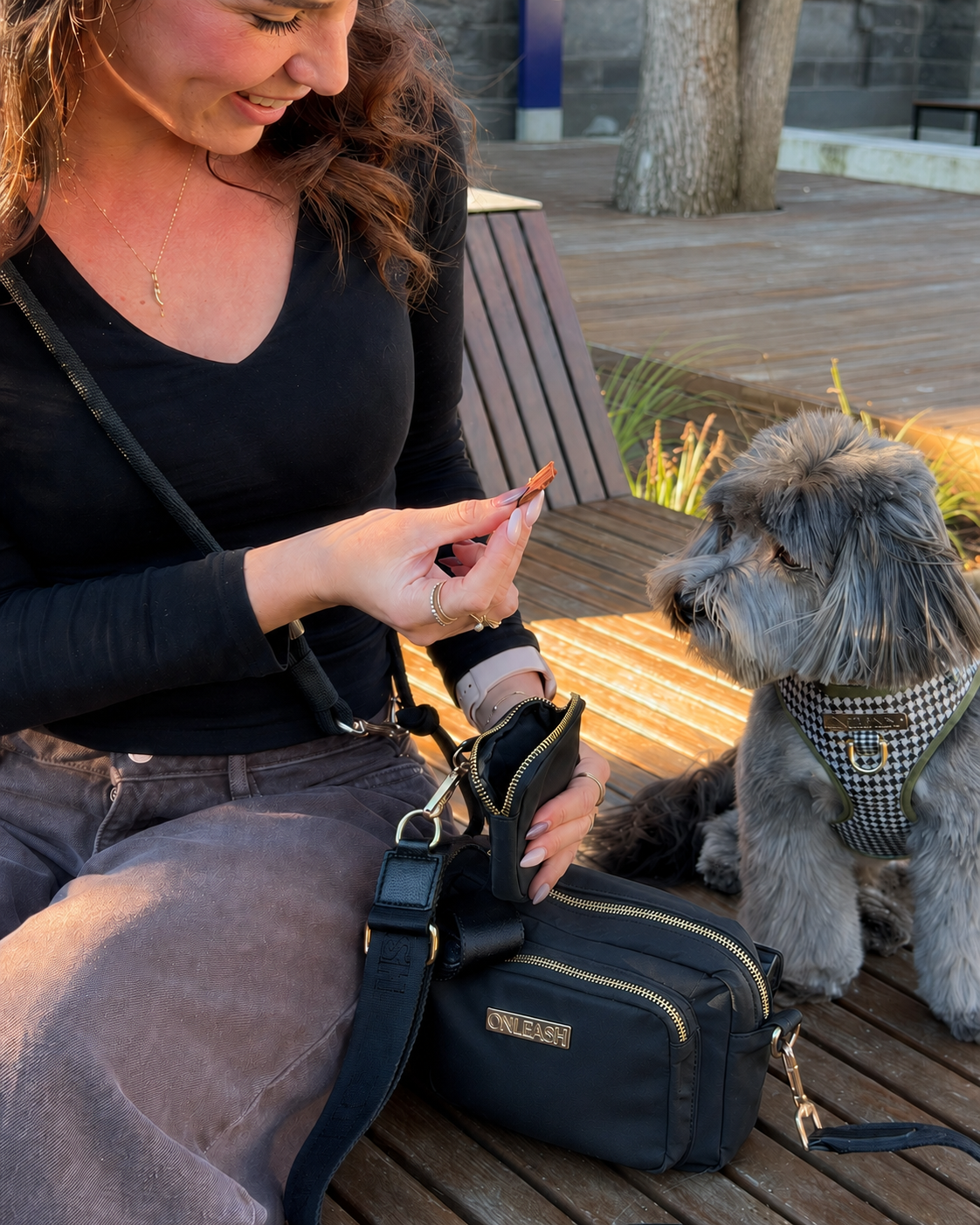 Using the detachable Treat Pouch included with The Elliot Bag
